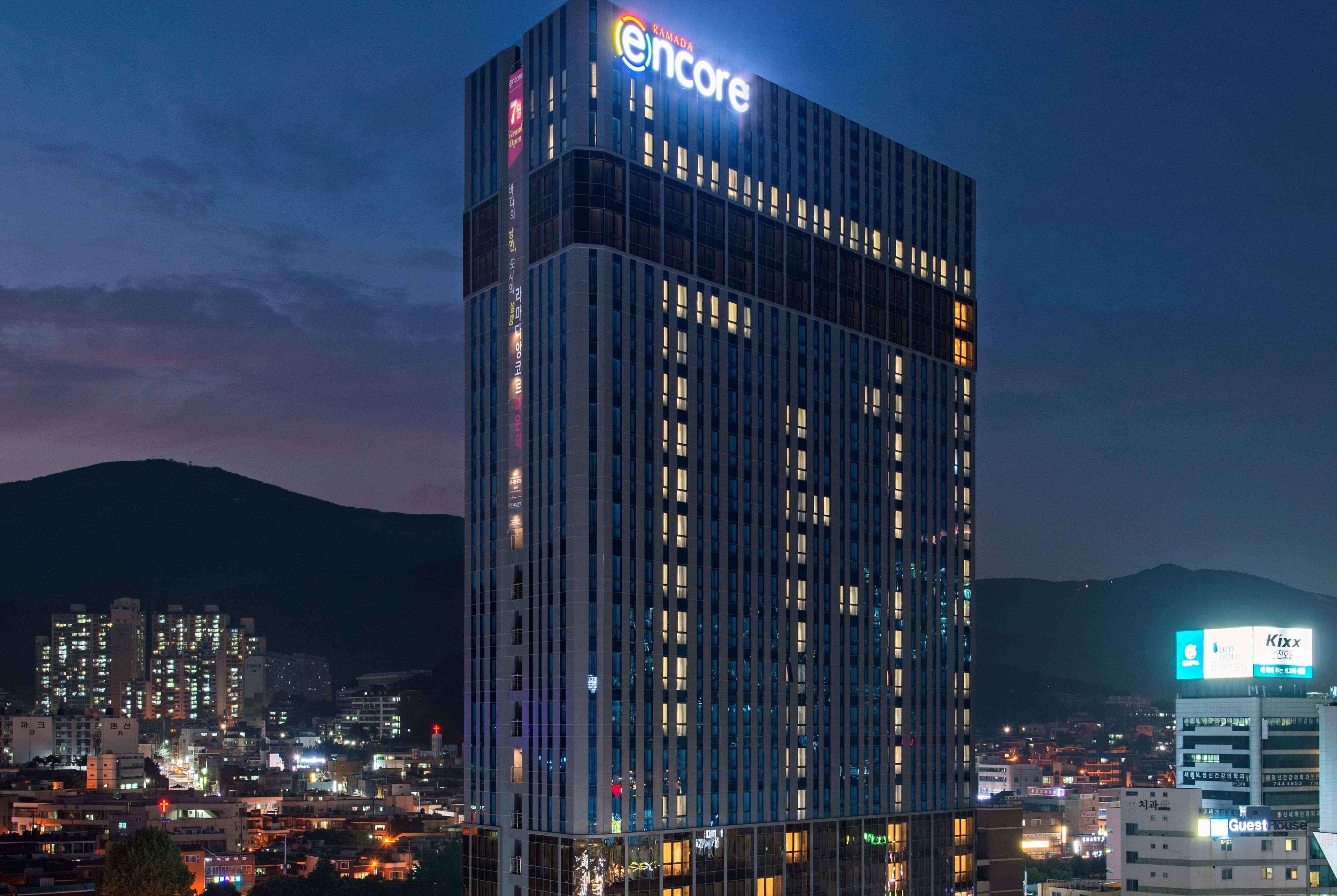 Ramada Encore By Wyndham Busan Haeundae Exterior foto