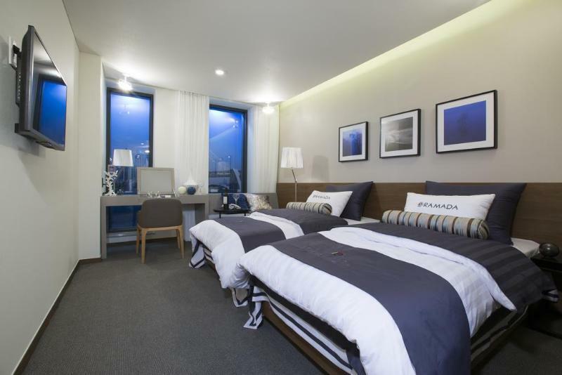 Ramada Encore By Wyndham Busan Haeundae Exterior foto